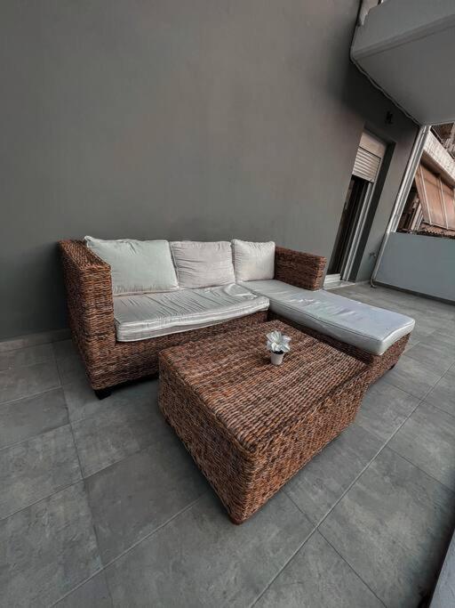 Escala Double Loft 1 & Parking In The City Center Volos Exterior photo